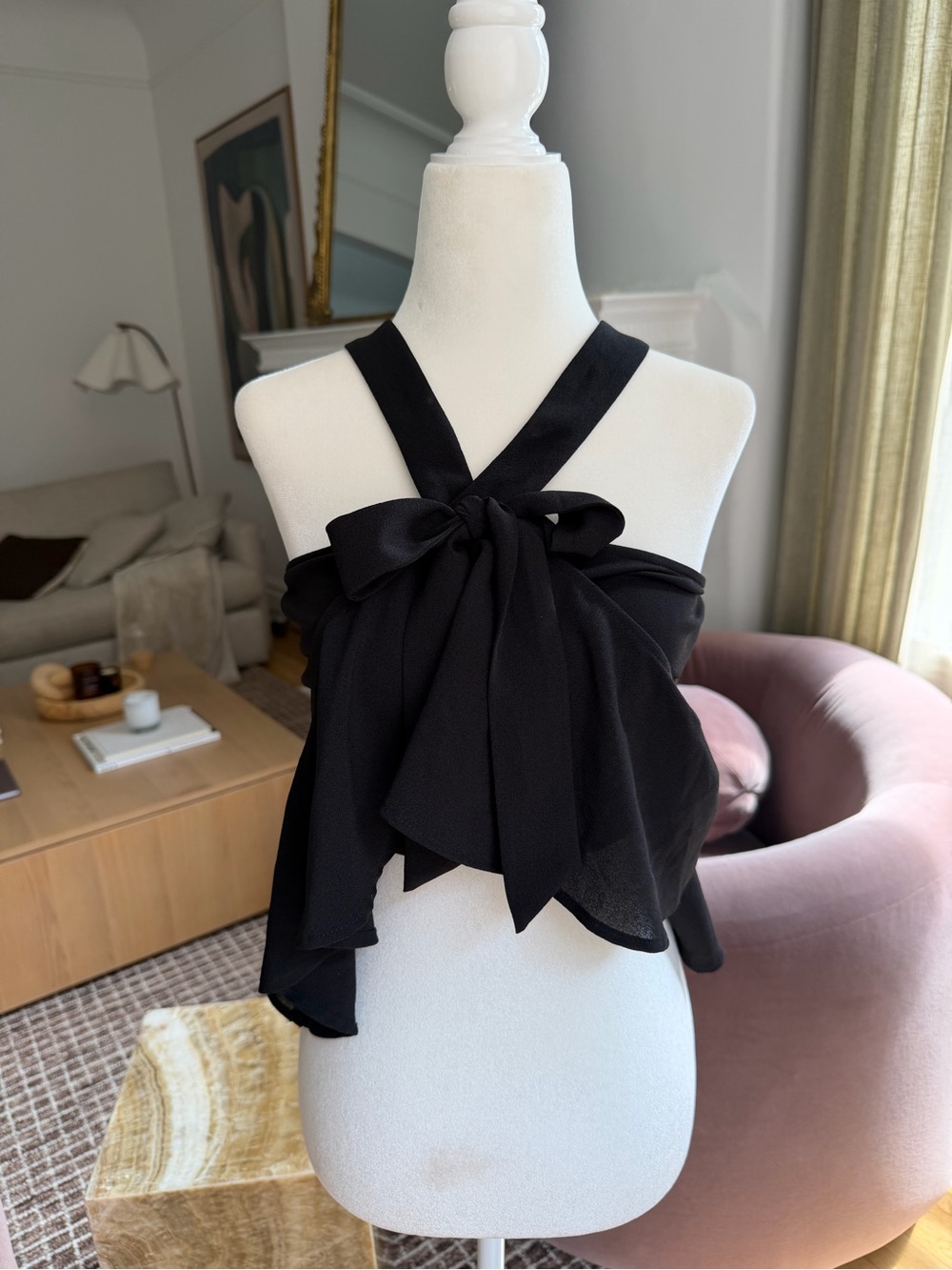 Lulu's Black Halter Tie-Front Crop Top